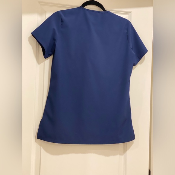 Monarch Navy Scrubs Set - Picture 2 of 8